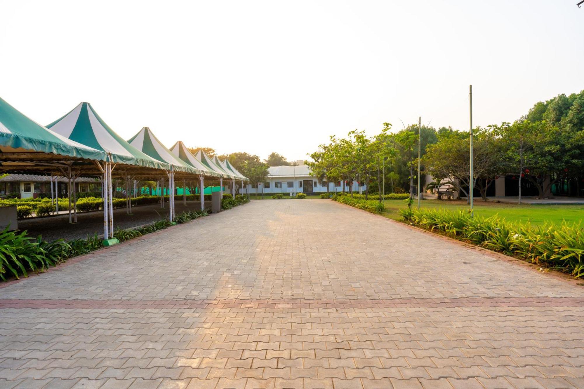 Shore Front Resort Višákhapatnam Exteriér fotografie